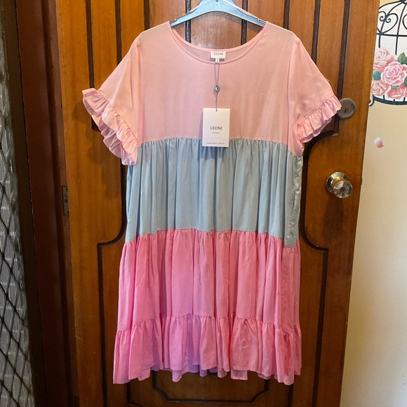 Leoni Australia Dresses & Skirts - Leoni Australia Maxi Dress Size AU LARGE $36 💕